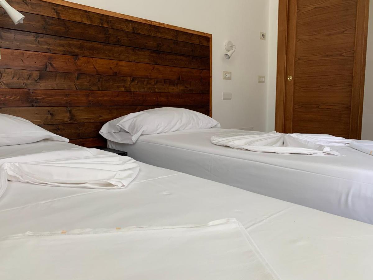 פיזה B&B Gli Archi מראה חיצוני תמונה