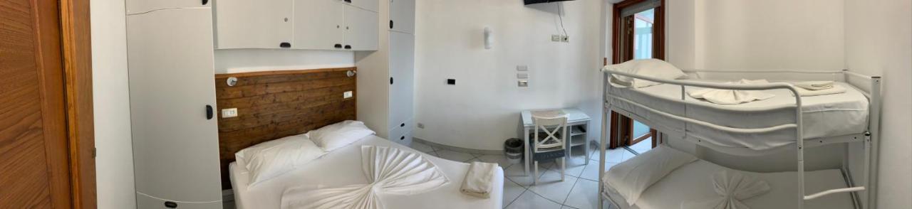 פיזה B&B Gli Archi מראה חיצוני תמונה